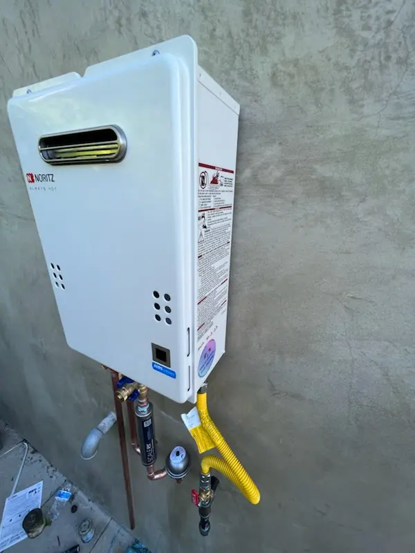 Tankless water heater installation for Palms homes
